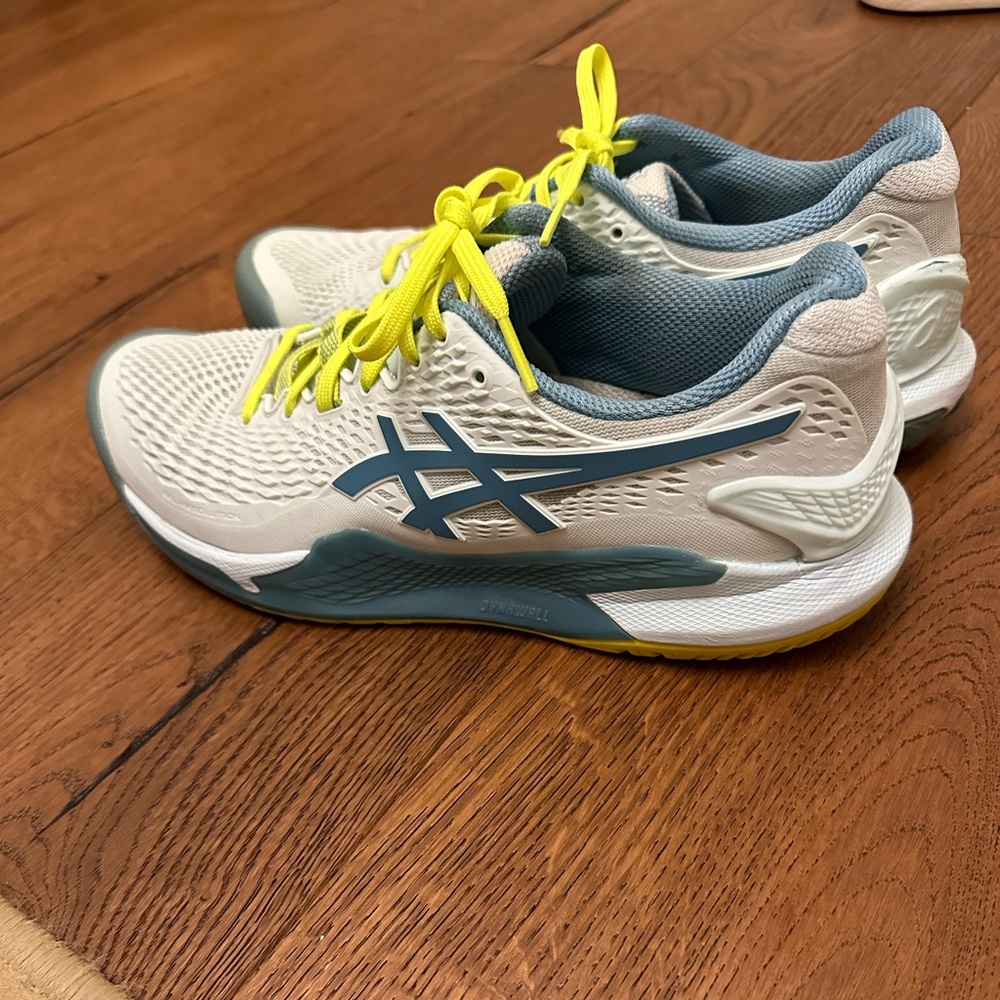Adidas gel resolution 9 tennis